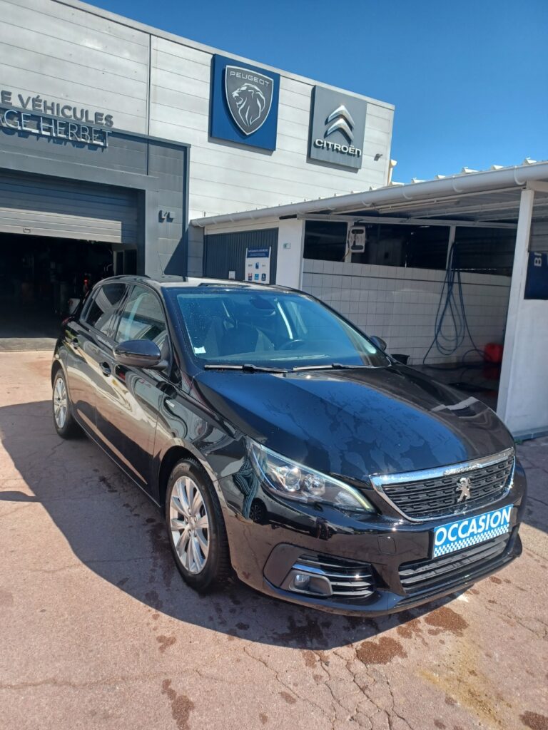 car-dealer-24