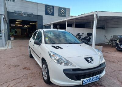 PEUGEOT 206+
