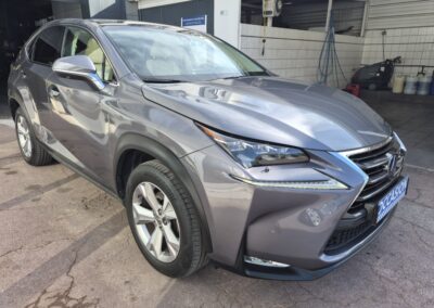 LEXUS NX 300h 4WD