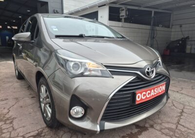 TOYOTA YARIS DYNAMIC NAV